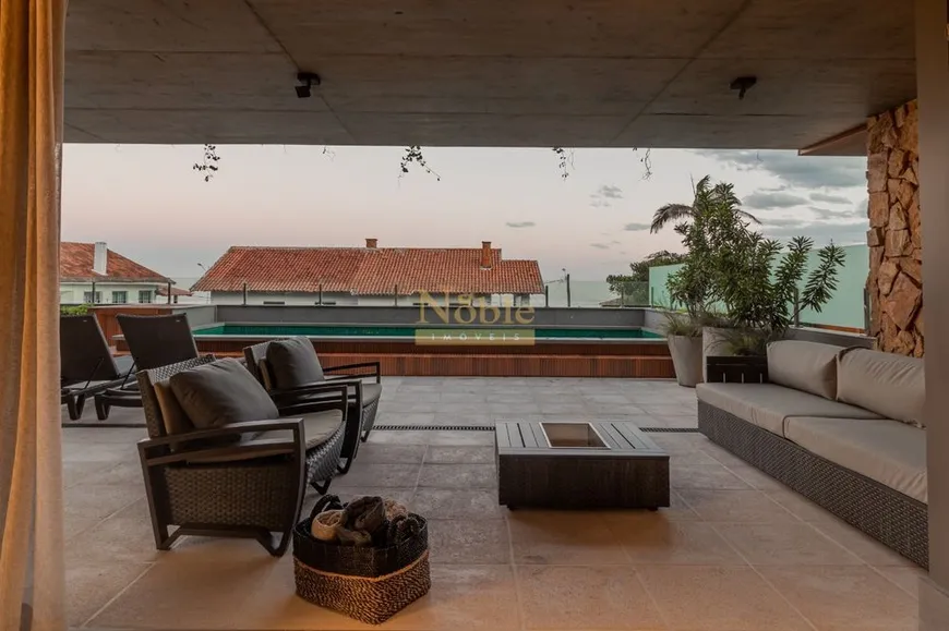 Foto 1 de Apartamento com 4 Quartos à venda, 334m² em Prainha, Torres