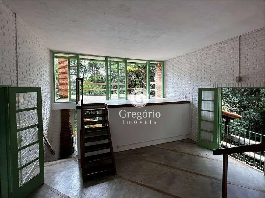 Foto 1 de Casa com 1 Quarto à venda, 271m² em Taboleiro Verde, Cotia