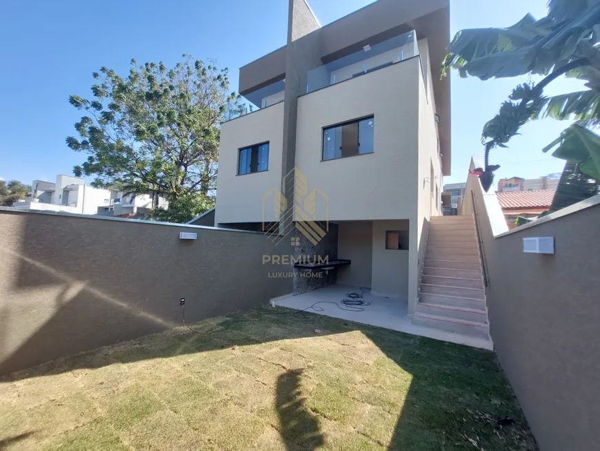 Foto 1 de Casa com 3 Quartos à venda, 188m² em Jardim do Lago, Atibaia