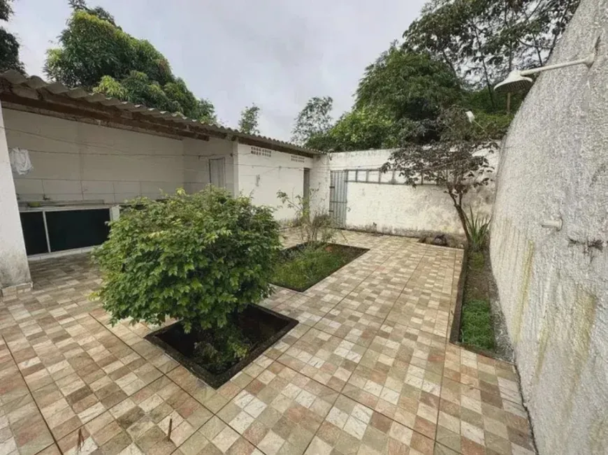 Foto 1 de Casa com 3 Quartos à venda, 90m² em Barbalho, Salvador