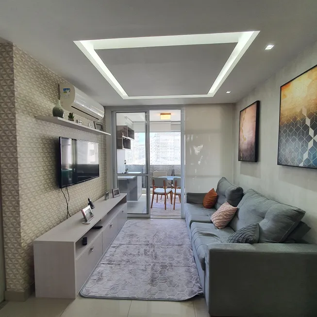 Foto 1 de Apartamento com 2 Quartos à venda, 70m² em Barra da Tijuca, Rio de Janeiro
