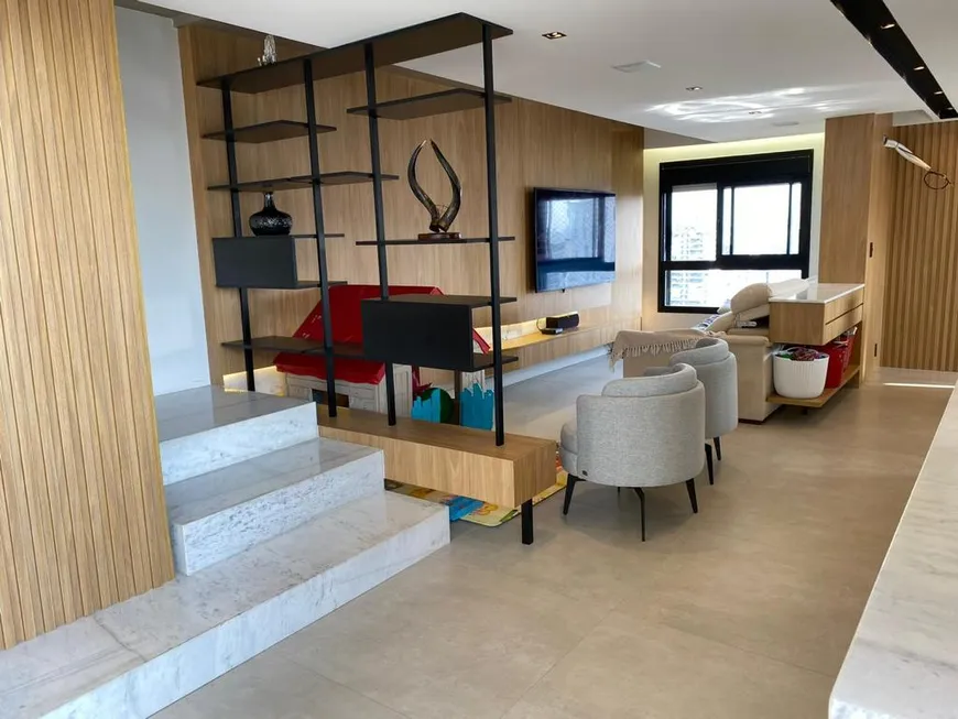 Foto 1 de Apartamento com 3 Quartos à venda, 215m² em Vila Olímpia, São Paulo