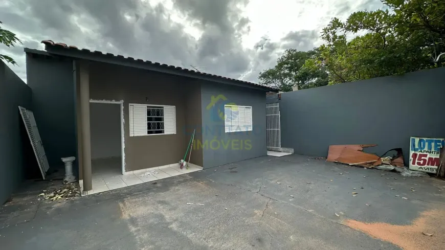 Foto 1 de Casa com 3 Quartos para alugar, 90m² em Recanto dos Pássaros, Cuiabá
