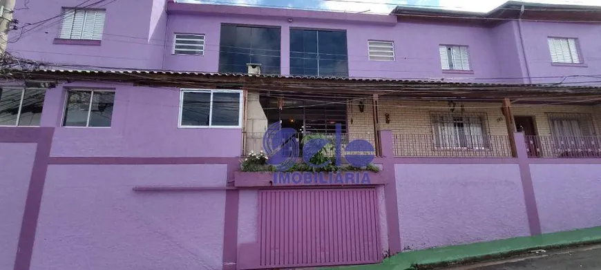 Foto 1 de Sobrado com 4 Quartos para venda ou aluguel, 200m² em Vila Marina, São Paulo