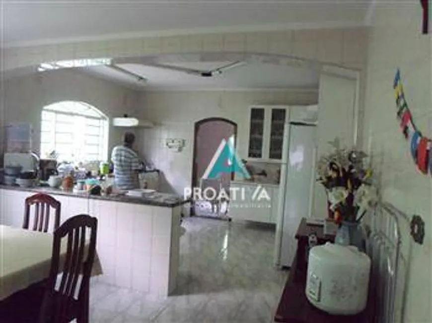 Foto 1 de Sobrado com 4 Quartos à venda, 239m² em Vila Valparaiso, Santo André
