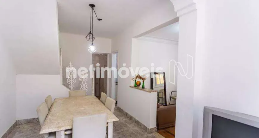 Foto 1 de Casa com 5 Quartos à venda, 250m² em Lourdes, Belo Horizonte