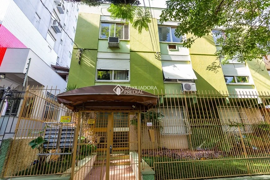 Foto 1 de Apartamento com 2 Quartos à venda, 74m² em Independência, Porto Alegre