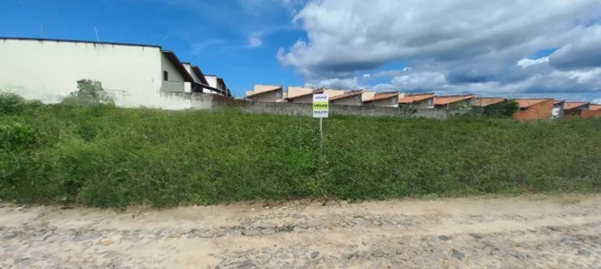 Foto 1 de Lote/Terreno à venda em Ancuri, Itaitinga