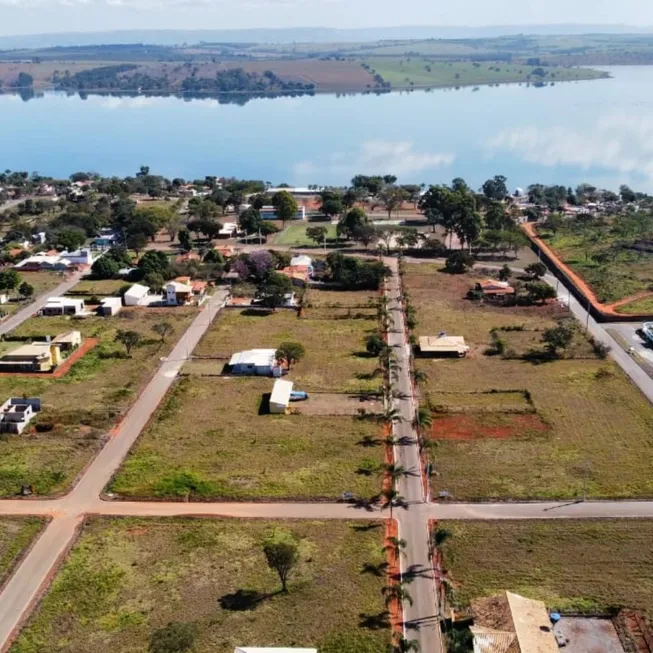 Foto 1 de Lote/Terreno à venda, 480m² em Vila Souza e Silva, Formiga