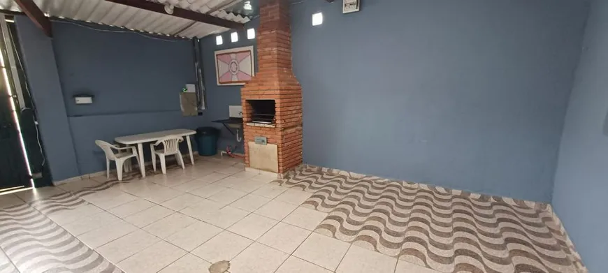 Foto 1 de Casa com 2 Quartos à venda, 125m² em Jardim D'abril, Osasco