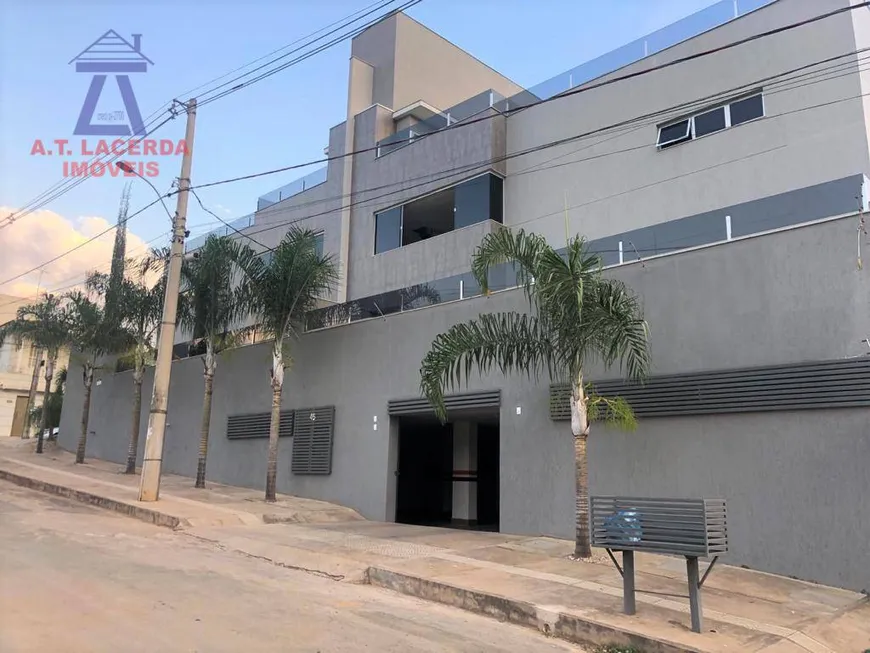 Foto 1 de Cobertura com 4 Quartos à venda, 250m² em Ibituruna, Montes Claros