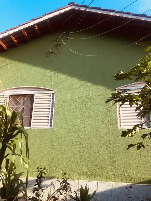 Foto 1 de Casa com 3 Quartos à venda, 170m² em Vila Jardim São Judas Tadeu, Goiânia