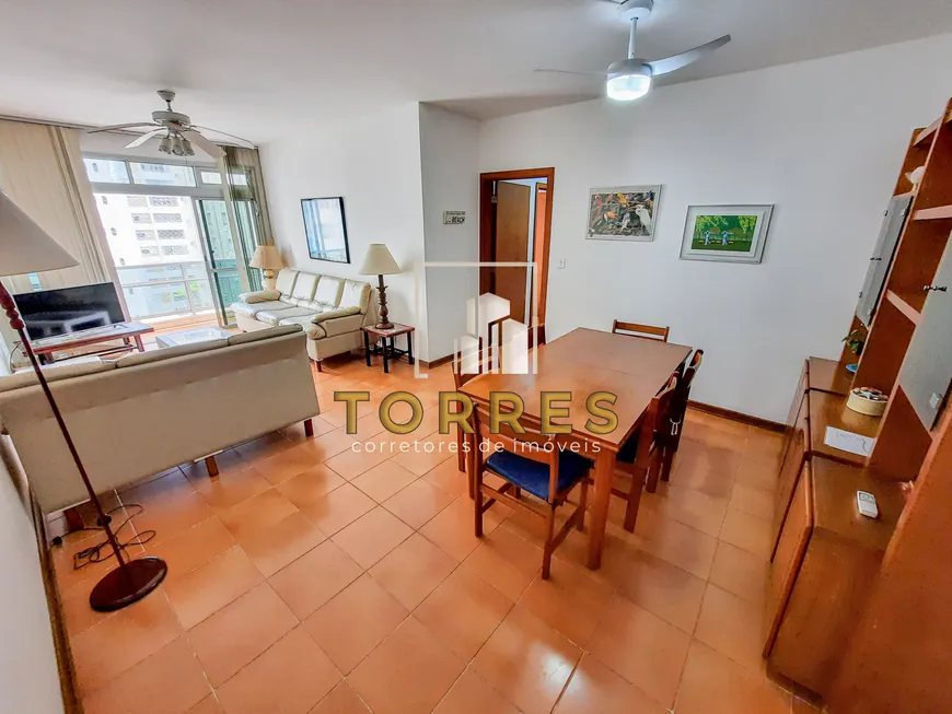 Foto 1 de Apartamento com 3 Quartos à venda, 150m² em Praia das Pitangueiras, Guarujá
