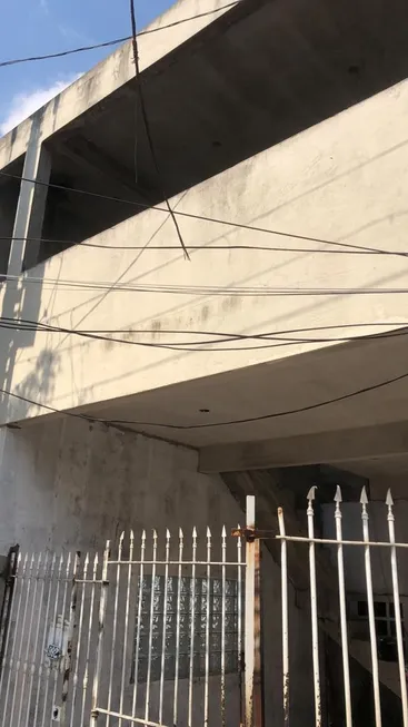 Foto 1 de Sobrado com 2 Quartos à venda, 240m² em Cambuci, São Paulo