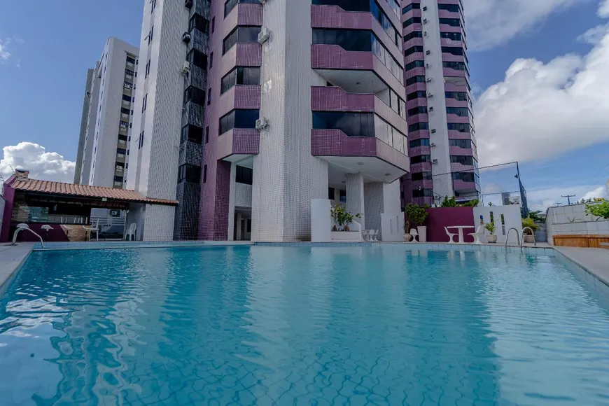 Foto 1 de Apartamento com 4 Quartos à venda, 256m² em Lagoa Nova, Natal