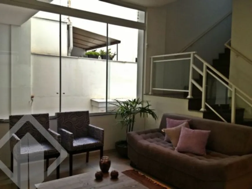 Foto 1 de Apartamento com 2 Quartos à venda, 85m² em Mont' Serrat, Porto Alegre