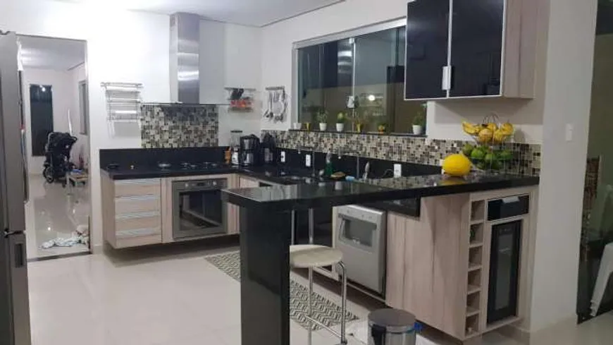 Foto 1 de Casa com 2 Quartos à venda, 80m² em Jardim Nova Esperança, Salvador