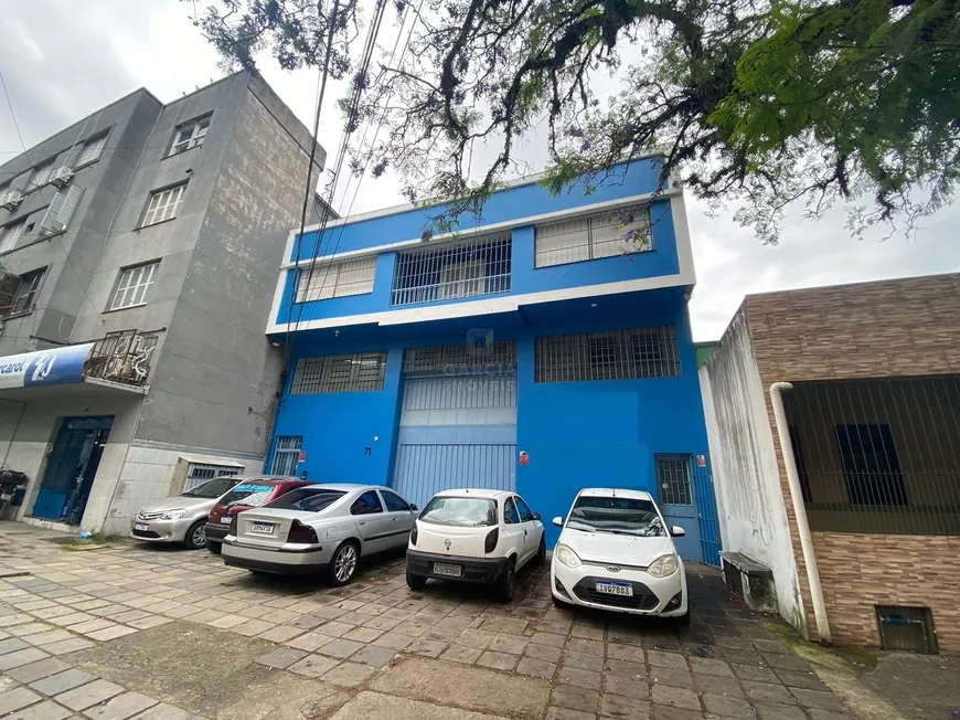 Foto 1 de Galpão/Depósito/Armazém para alugar, 1500m² em Navegantes, Porto Alegre