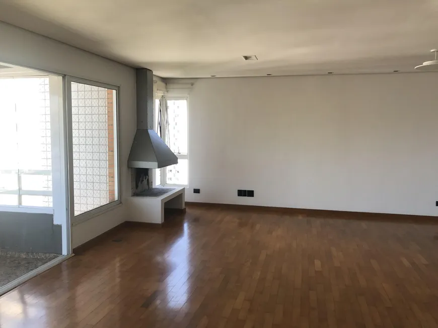 Foto 1 de Apartamento com 3 Quartos à venda, 140m² em Vila Madalena, São Paulo