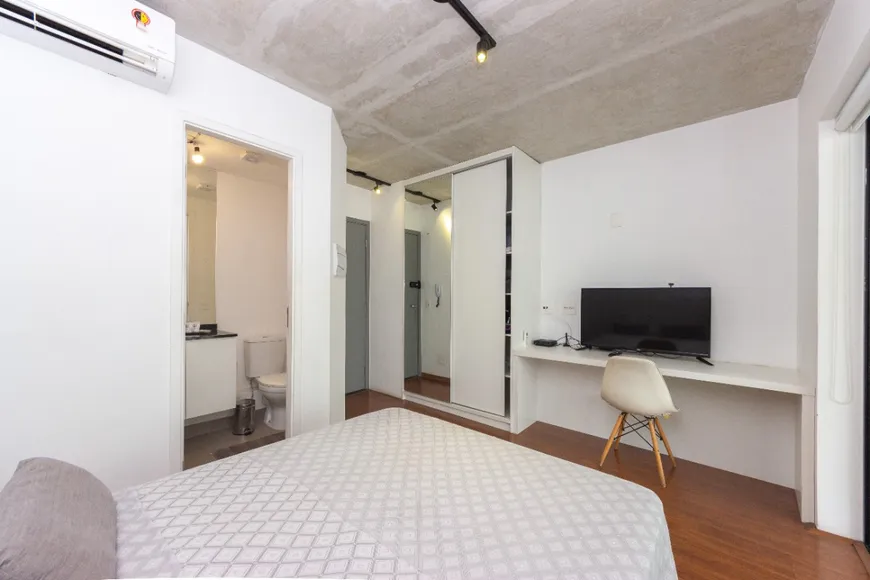 Foto 1 de Apartamento com 1 Quarto à venda, 29m² em Bom Retiro, São Paulo