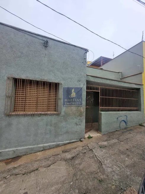 Foto 1 de Casa com 2 Quartos à venda, 76m² em Vila Arens II, Jundiaí