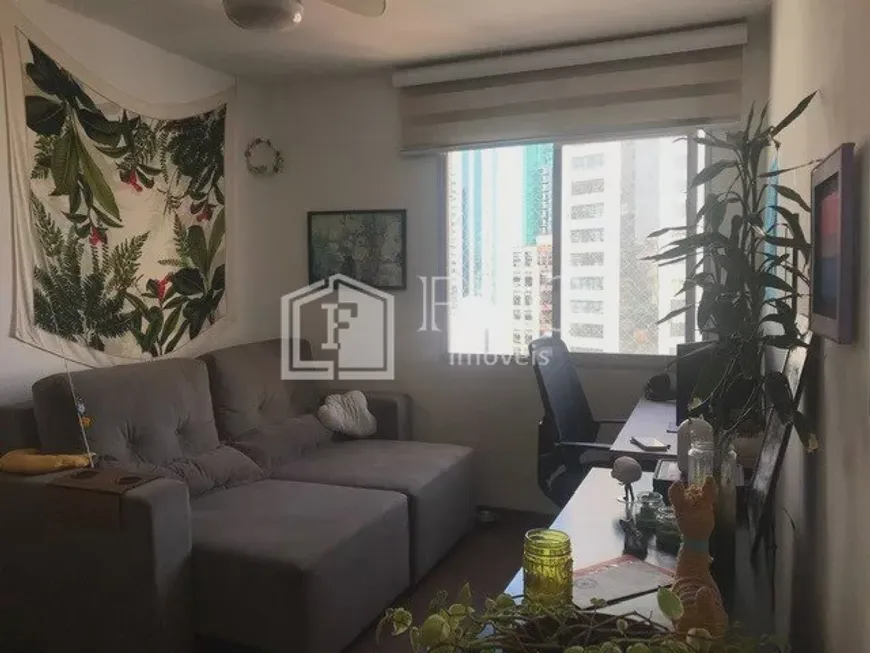 Foto 1 de Apartamento com 1 Quarto à venda, 48m² em Aclimação, São Paulo