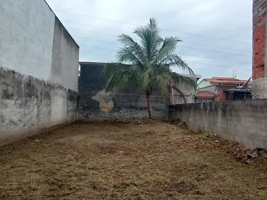 Foto 1 de Lote/Terreno à venda, 250m² em Enseada, São Sebastião