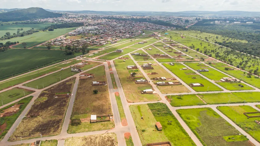 Foto 1 de Lote/Terreno à venda, 300m² em Top do Parque, Senador Canedo