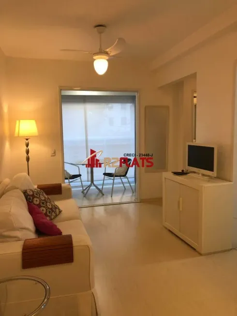 Foto 1 de Apartamento com 1 Quarto para alugar, 49m² em Vila Olímpia, São Paulo