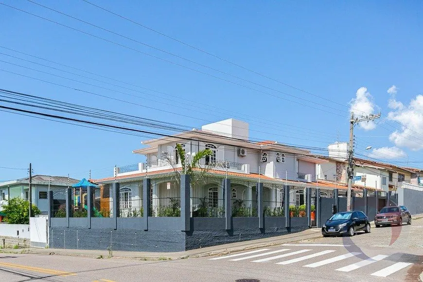 Foto 1 de Casa com 4 Quartos à venda, 370m² em Jardim Atlântico, Florianópolis