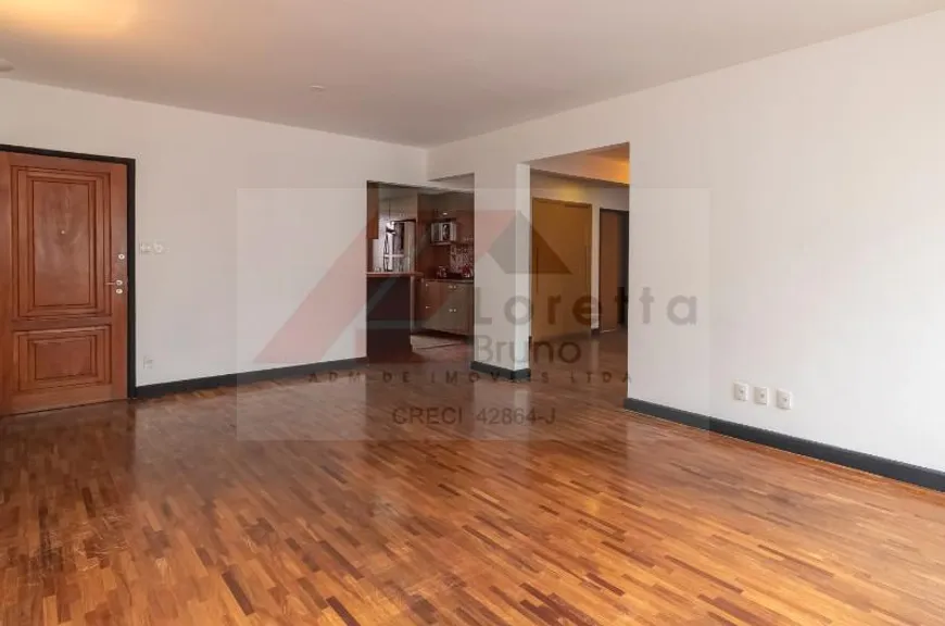 Foto 1 de Apartamento com 2 Quartos para alugar, 110m² em Cerqueira César, São Paulo