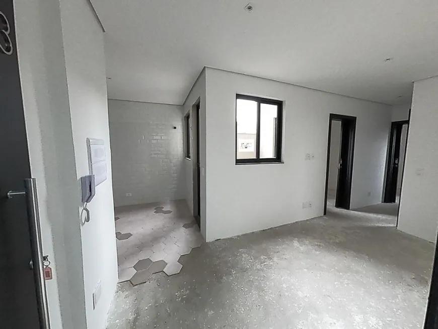 Foto 1 de Apartamento com 2 Quartos à venda, 45m² em Vila Scarpelli, Santo André