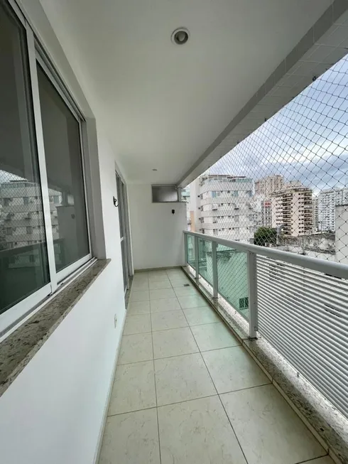 Foto 1 de Apartamento com 2 Quartos à venda, 85m² em Icaraí, Niterói