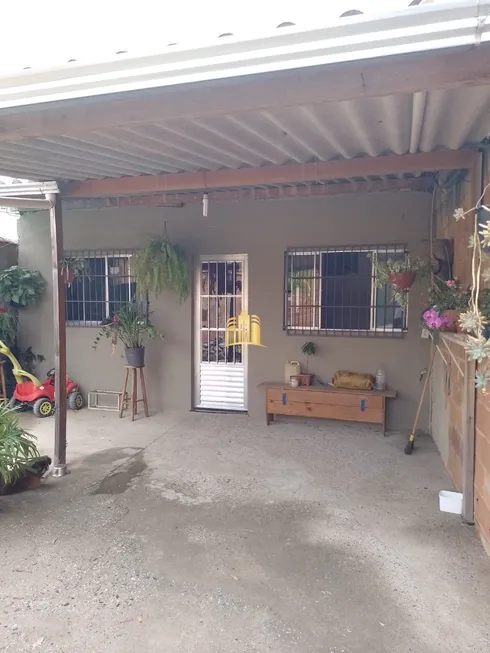 Foto 1 de Casa com 2 Quartos à venda, 180m² em São Pedro, Esmeraldas