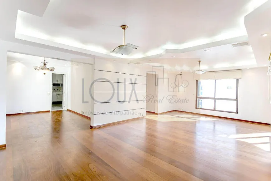 Foto 1 de Apartamento com 3 Quartos à venda, 198m² em Vila Nova Conceição, São Paulo