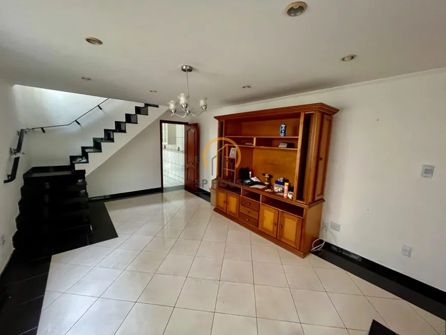 Foto 1 de Casa com 3 Quartos para alugar, 145m² em Vila Clementino, São Paulo