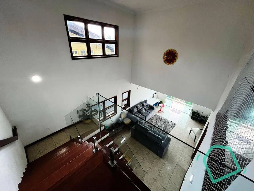 Foto 1 de Casa de Condomínio com 3 Quartos à venda, 395m² em Jardim das Flores, Cotia