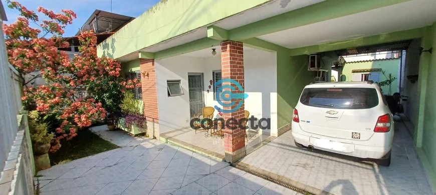 Foto 1 de Casa com 3 Quartos à venda, 158m² em Santa Bárbara, Niterói