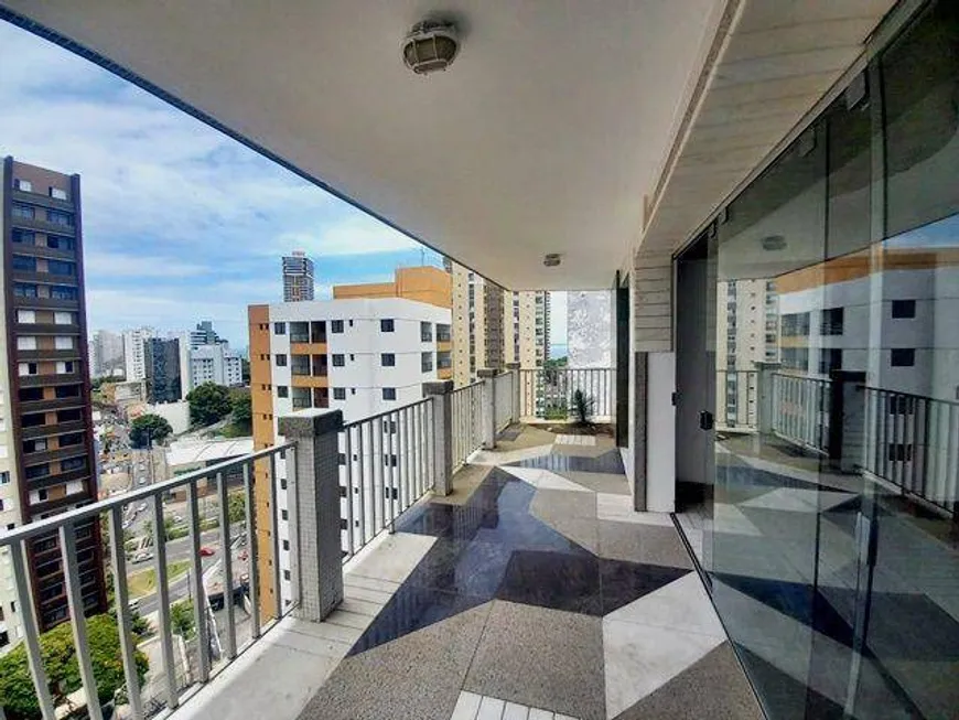 Foto 1 de Apartamento com 4 Quartos para venda ou aluguel, 260m² em Canela, Salvador