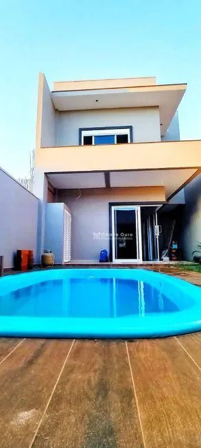 Foto 1 de Sobrado com 3 Quartos à venda, 167m² em Alto Alegre, Cascavel