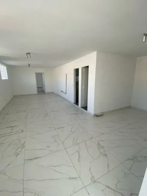 Foto 1 de Ponto Comercial para alugar, 65m² em Vila Gomes Cardim, São Paulo