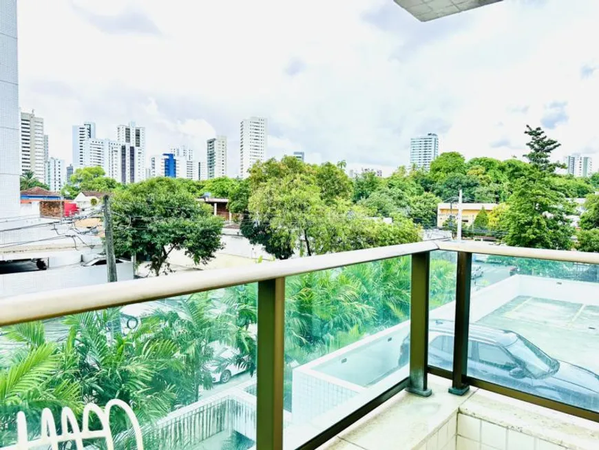 Foto 1 de Apartamento com 4 Quartos à venda, 130m² em Casa Amarela, Recife