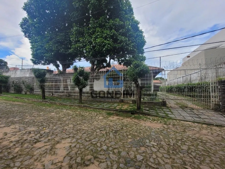 Foto 1 de Casa com 5 Quartos à venda, 377m² em Dionísio Torres, Fortaleza