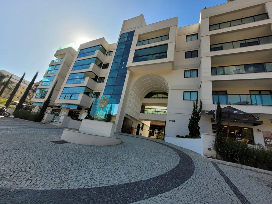 Foto 1 de Apartamento com 2 Quartos à venda, 69m² em Itaipava, Petrópolis