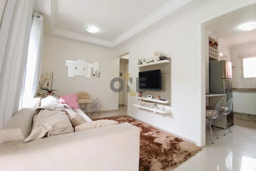 Foto 1 de Casa de Condomínio com 2 Quartos à venda, 50m² em Granja Viana, Cotia