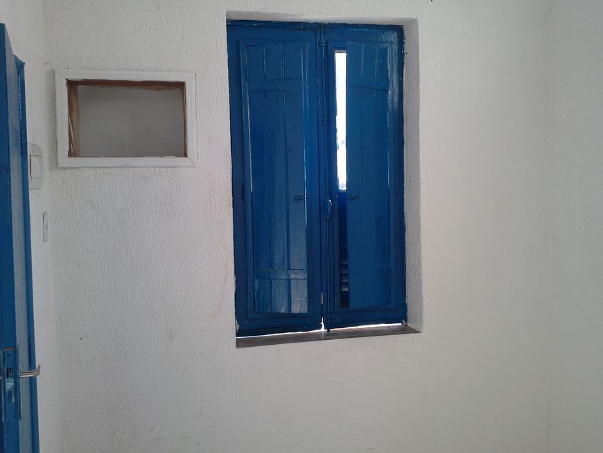 Casa na Rua João Romariz, 32, Ramos em Rio de Janeiro, por R 220.000 Viva Real