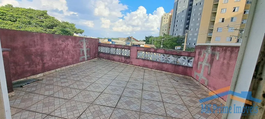 Foto 1 de Casa com 2 Quartos à venda, 190m² em Jardim Roberto, Osasco