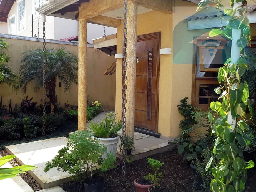 Foto 1 de Casa com 2 Quartos à venda, 150m² em Balneario Florida, Praia Grande