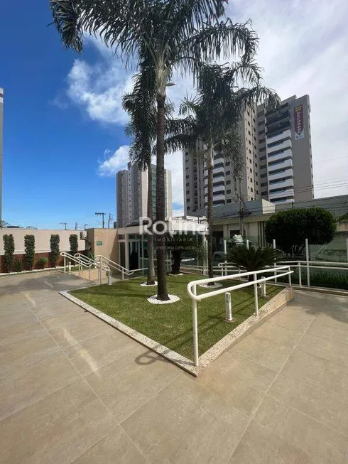 Foto 1 de Apartamento com 3 Quartos à venda, 142m² em Osvaldo Rezende, Uberlândia
