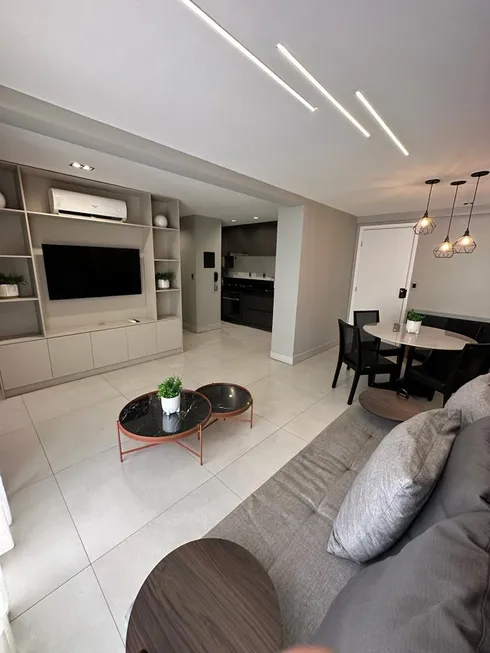 Foto 1 de Apartamento com 2 Quartos à venda, 62m² em Cabo Branco, João Pessoa